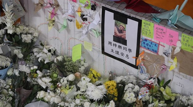 Hong Kong'da öldürülen öğrenci için anma