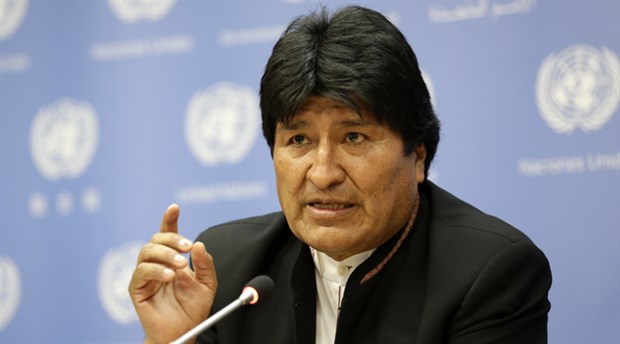 Bolivya Devlet Başkanı Morales görevinden istifa etti!