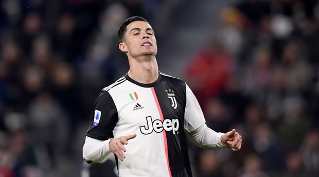 İtalya'da gündem Ronaldo: Oyundan alındı, stadı terk etti