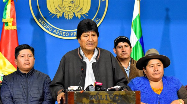 Morales: Irkçı ve faşist darbe kanunsuzluğa saplanıyor