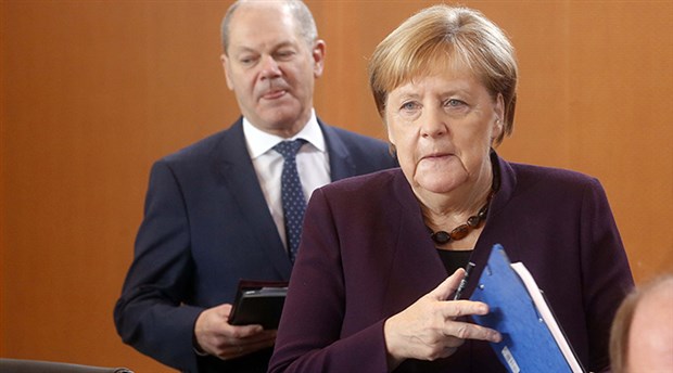 Merkel: Türkiye'ye ek mali yardımda bulunmaya hazırım