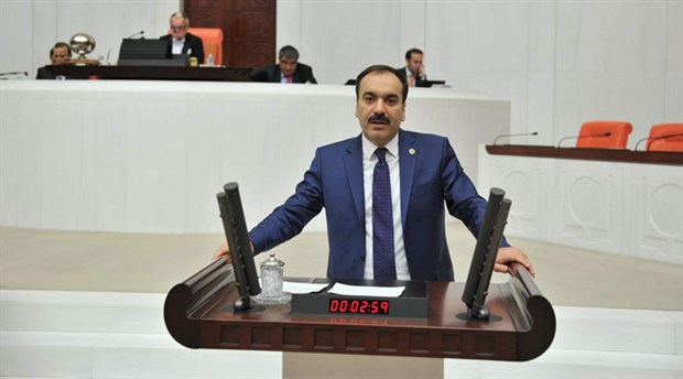 Davutoğlu ekibine bir katılım daha: AKP’li eski vekil istifa etti