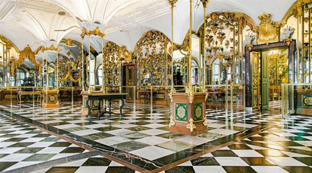 Almanya'da müze soygunu: 1 milyon avro değerinde tarihi eser çalındı