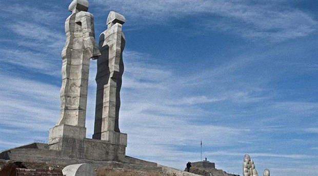 Erdoğan’un "ucube" dediği heykel için 20 bin TL tazminat