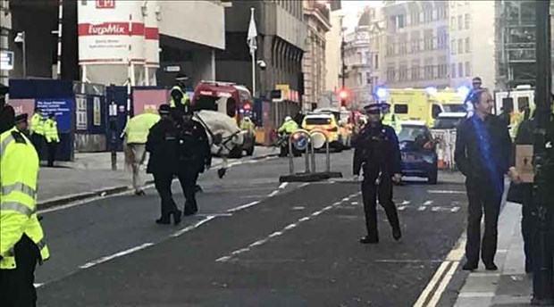 Londra'daki bıçaklı saldırganın kimliği açıklandı