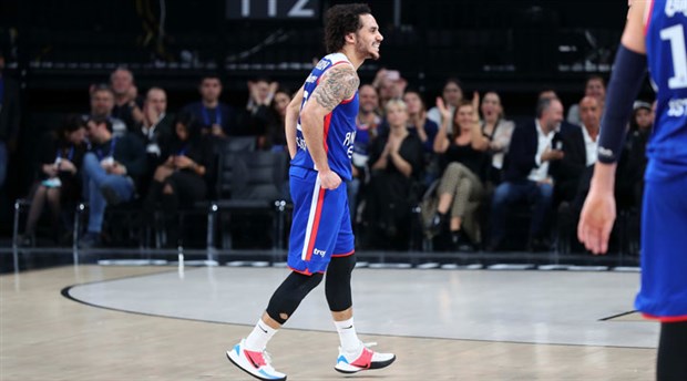 EuroLeague'de Kasım ayının MVP'si Larkin seçildi