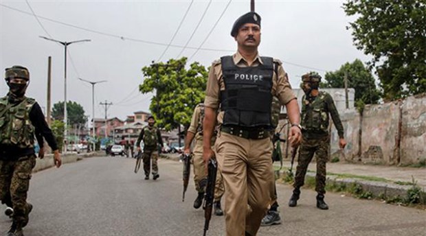Hindistan polisi, veteriner kadına tecavüz eden 4 erkeği tatbikat sırasında öldürdü