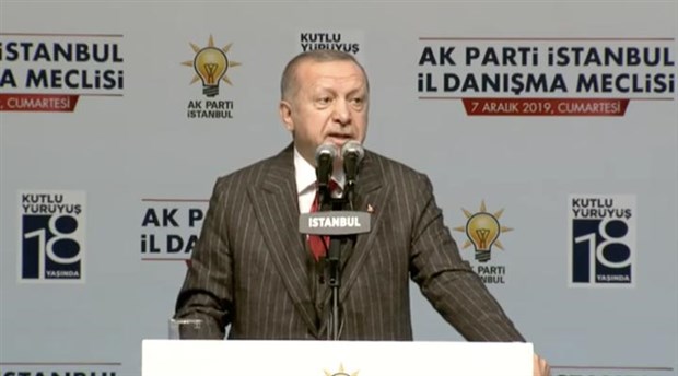 Erdoğan, eski yol arkadaşlarını hedef aldı: Halk Bankasını dolandırmaya çalışıyorlar