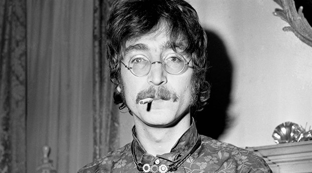 John Lennon'un gözlüğü 170 bin Avro'ya satıldı