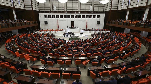 AKP'den 18 maddelik yeni 'torba yasa' teklifi