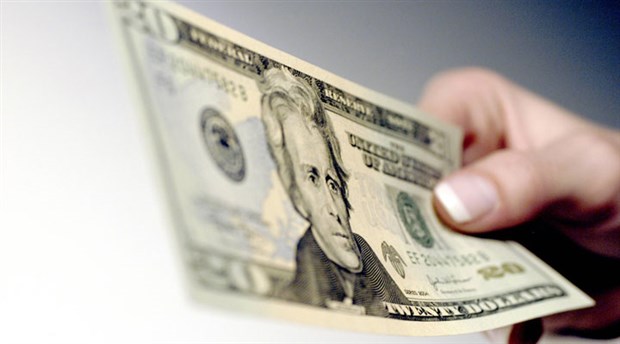 Dolar son iki ayın en yüksek seviyesinde: 5.88'in üzerini gördü