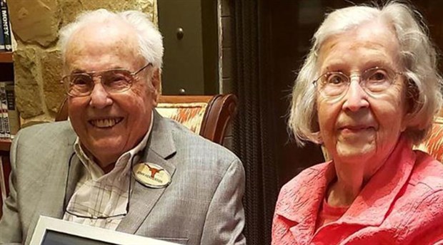 Dünyanın en yaşlı çifti 80 yıldır evli