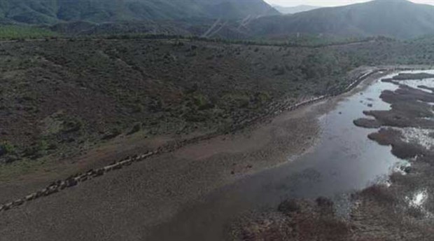 Yeni 'Dipsiz Göl' olma tehlikesi yaşayan 'İris Gölü' ile ilgili Bakanlık'tan açıklama