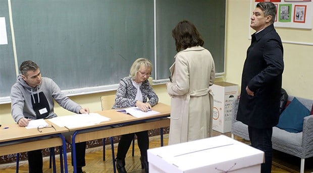 Hırvatistan'da cumhurbaşkanlığı seçimi için oy kullanma işlemi başladı