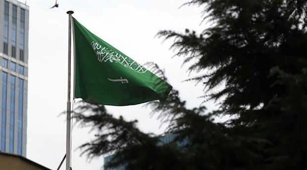 Suudi Arabistan 15 yaş altı evliliği yasakladı