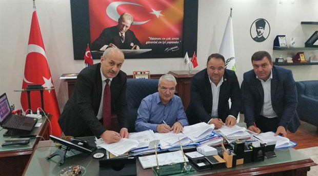 Saruhanlı Belediyesi'nde toplu sözleşme imzalandı
