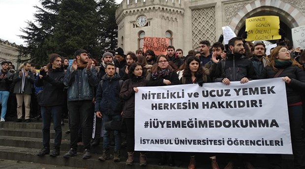 İstanbul Üniversitesi öğrencilerinden yemekhane protestosu: İnsani koşullar için uygulamadan vazgeçin