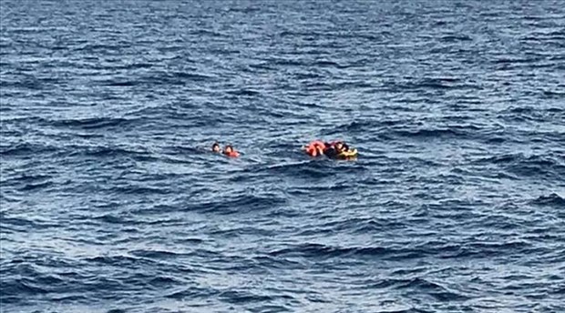 Fethiye açıklarında göçmenleri taşıyan bot battı: 8 ölü