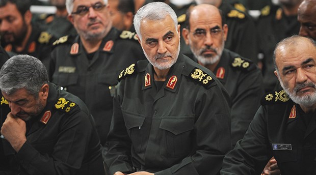 İran Savunma Bakanı: Saldırının karşılığı sert bir şekilde verilecek