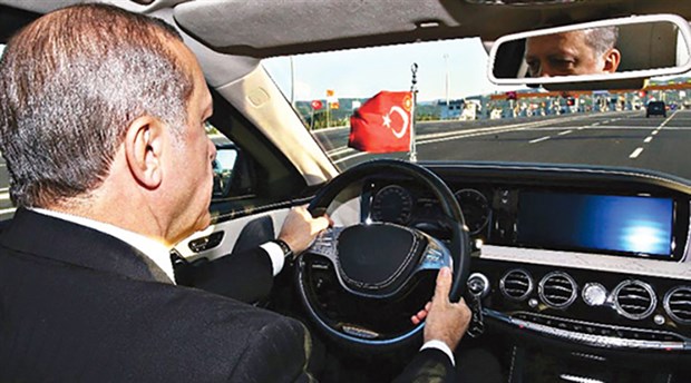 Erdoğan: Boyuma rağmen yerli otomobilde rahat oturuyorum