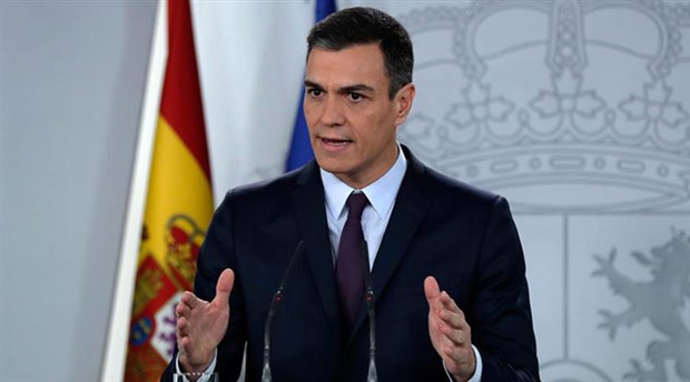İspanya'da sosyalist lider Pedro Sanchez başbakan olarak yemin etti