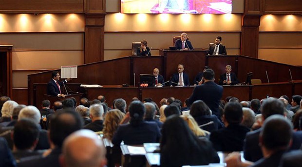 İstanbul'da cemevlerine ibadethane statüsü verilmesi kararı AKP ve MHP'nin oylarıyla reddedildi