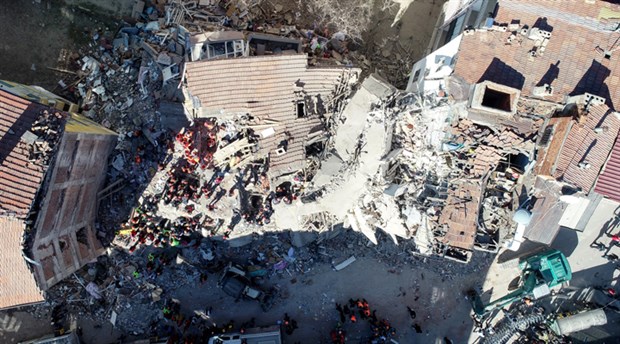 SOL Parti: Depremde ölüm kader değildir