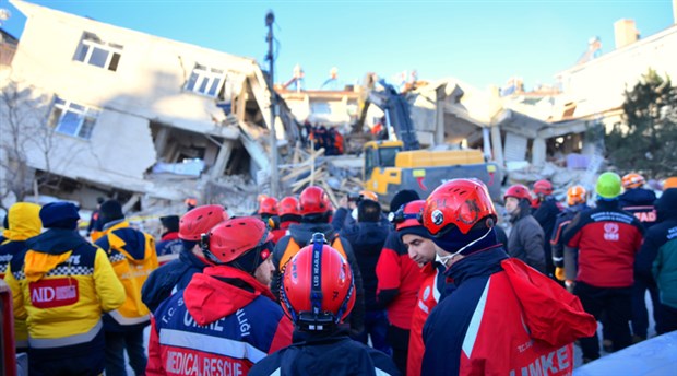 TMMOB heyeti deprem bölgesinde: Hasarlı yapılar tespit edilerek yetkililere bildiriliyor