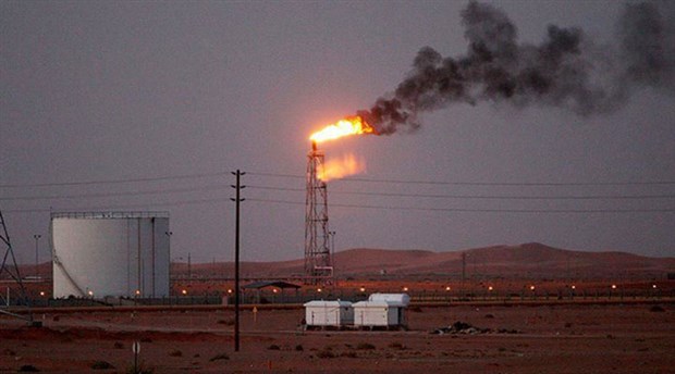 Husiler Suudi Arabistan'ın petrol şirketi Aramco'ya saldırı düzenledi