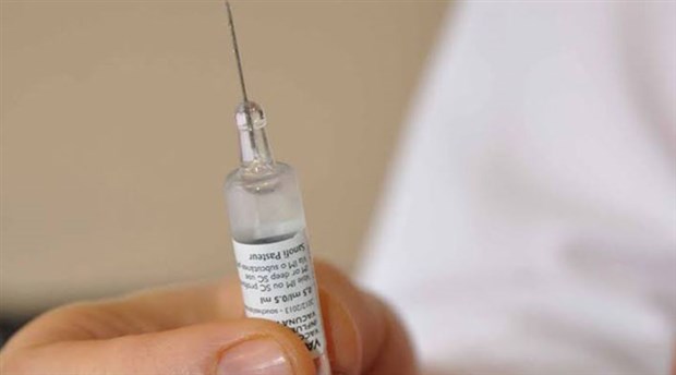Fransız bilim insanları koronavirüs aşısı için tarih verdi