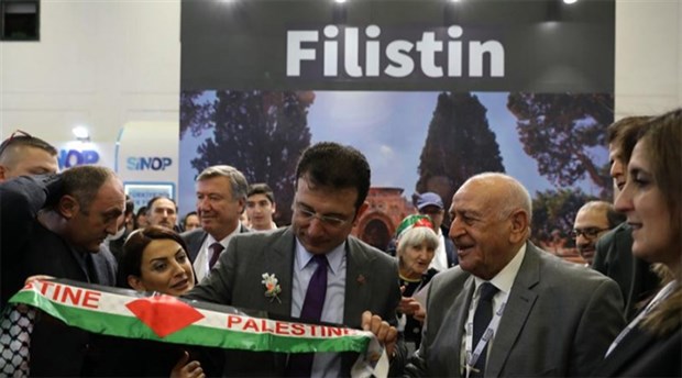 İmamoğlu'na Filistin bayrağı: We are brothers everytime
