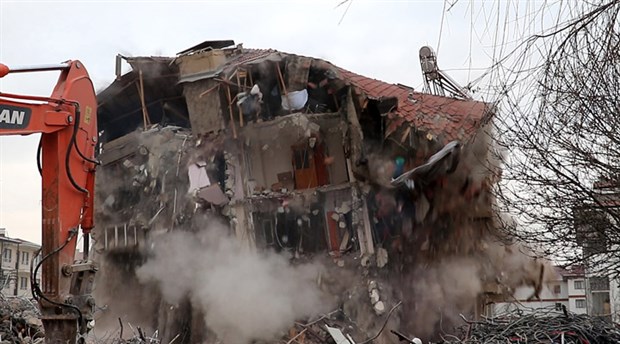 Malatya Valiliği: 5 bin 231 konut ağır hasarlı, 20 konut acil yıkılacak
