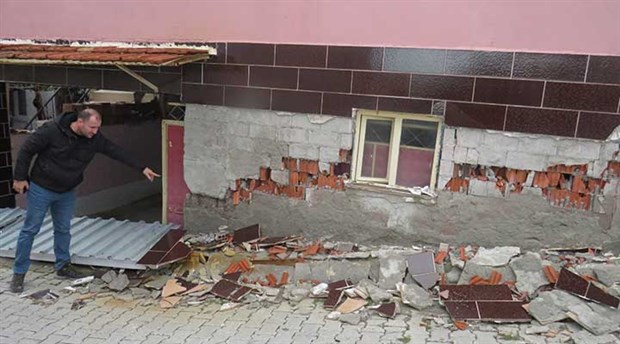 BirGün depremlerle sarsılan Manisa Akhisar'da: Ne zaman deprem olacak diye tetikte bekliyoruz