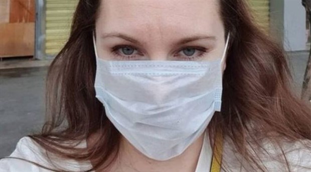 Rusya'da koronavirüs karantinasından kaçan kadın, polise teslim olmayı reddediyor