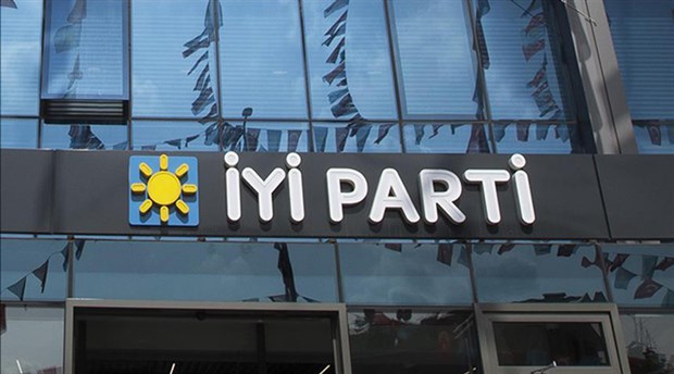 İYİ Parti'den '5 milletvekili daha istifa edecek' iddiasına yanıt