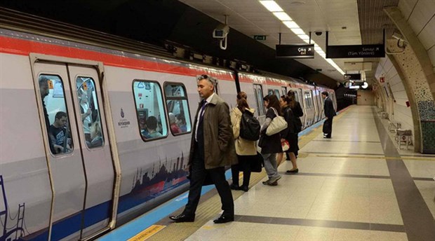 İstanbul'da metro seferlerinde aksama