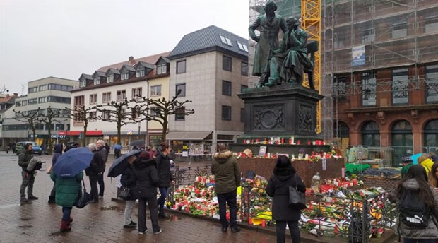 Almanya'daki ırkçı saldırıda öldürülenler için cenaze töreni düzenlendi