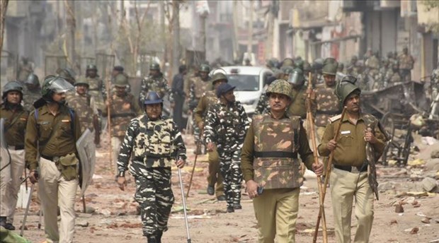 Yeni Delhi: Vatandaşlık yasasına karşı protestolarda 35 kişi öldü