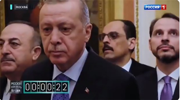Türkiye heyetinin Putin'in kapısında bekletilme görüntüleri paylaşıldı