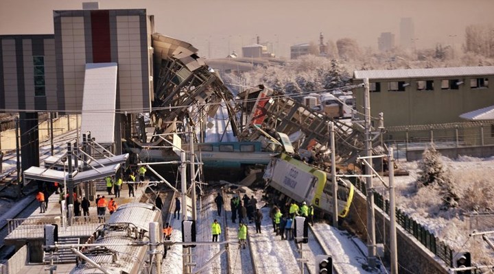 Ankara'daki Yüksek Hızlı Tren kazası davası ertelendi