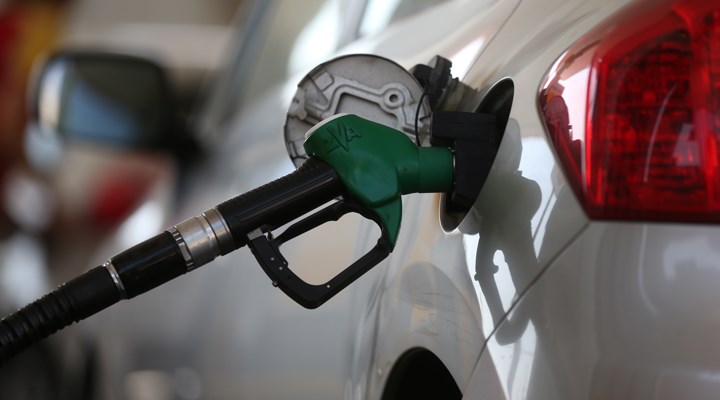 Petrol fiyatlarındaki dalgalanma sürüyor: Bir zam daha