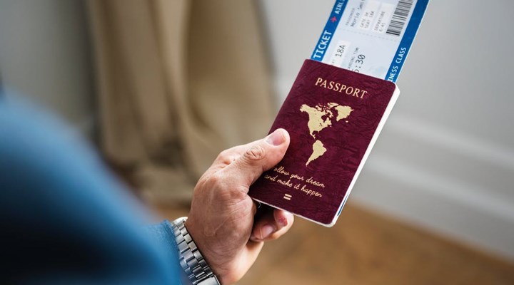 Almanya'dan vizesi bitenler için koronavirüs düzenlemesi