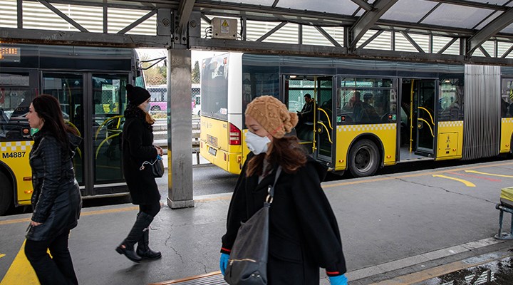 İstanbul Valiliği, toplu taşıma için yeni koronavirüs tedbirlerini açıkladı