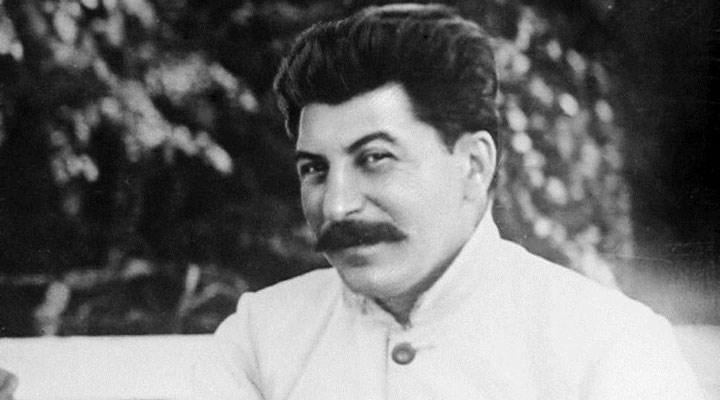 Rusya'nın denetimindeki şehirlere Zafer Günü’nde Josef Stalin’in ismi verilecek
