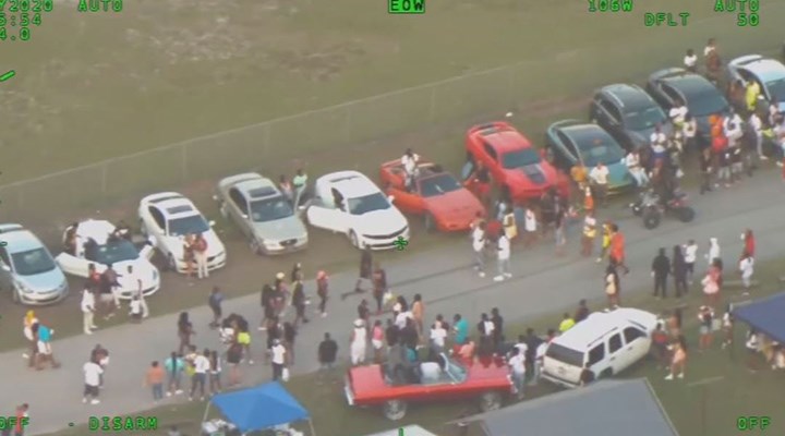 Florida'da sokak partisine polis baskını