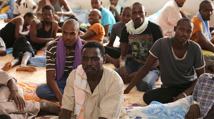 Libya'da insan kaçakçısının yakınları intikam için en az 30 sığınmacıyı öldürdü