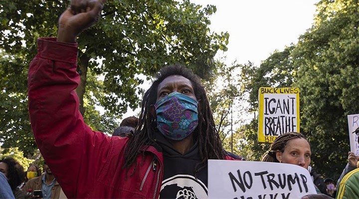 George Floyd protestoları devam ediyor: 16 eyaletteki 25 şehirde sokağa çıkma yasağı
