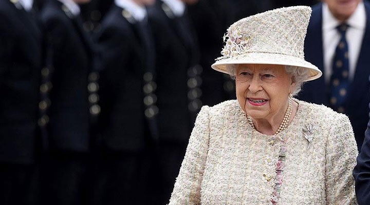 Kraliçe Elizabeth'in 'gizli saray' mektupları kamuya açılacak