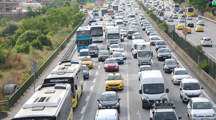 İstanbul'da trafik yoğunluğu yüzde 51'e ulaştı