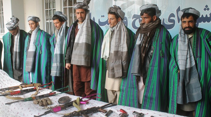 Taliban lideri Akhundzade'nin koronavirüsten öldüğü iddia edildi